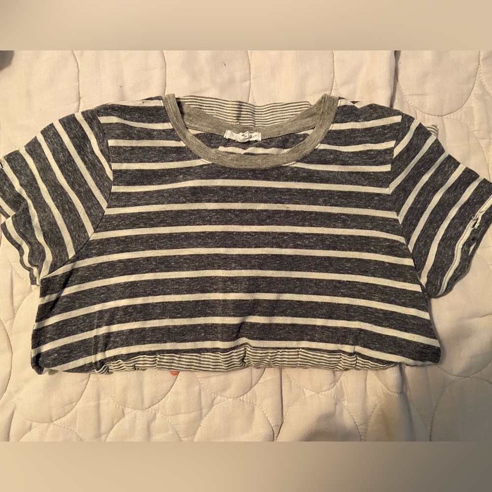 Shirt, patterns, size medium, eyeshadow brand